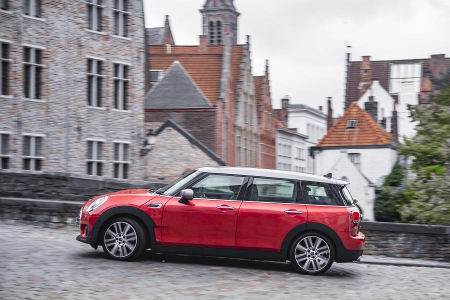  Mini Cooper Clubman (F54) 2019 года  (UK) (фото 3 из 29)